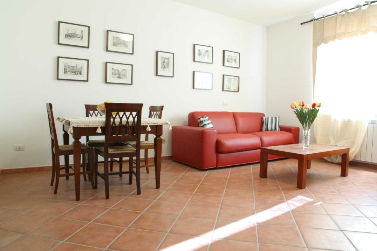 La Casa Di Sofia - Casa Vacanza Monterosi Dış mekan fotoğraf