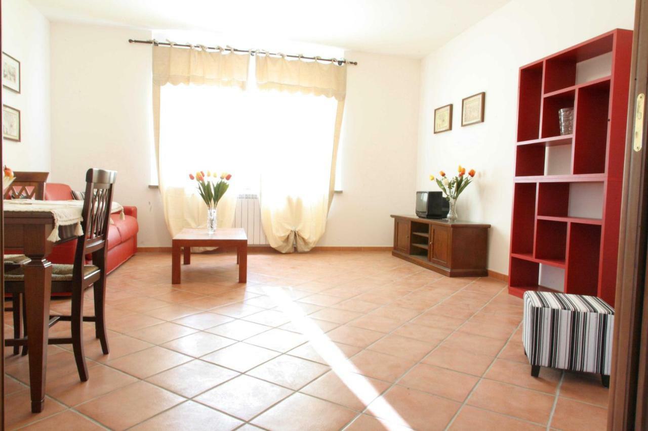 La Casa Di Sofia - Casa Vacanza Monterosi Dış mekan fotoğraf